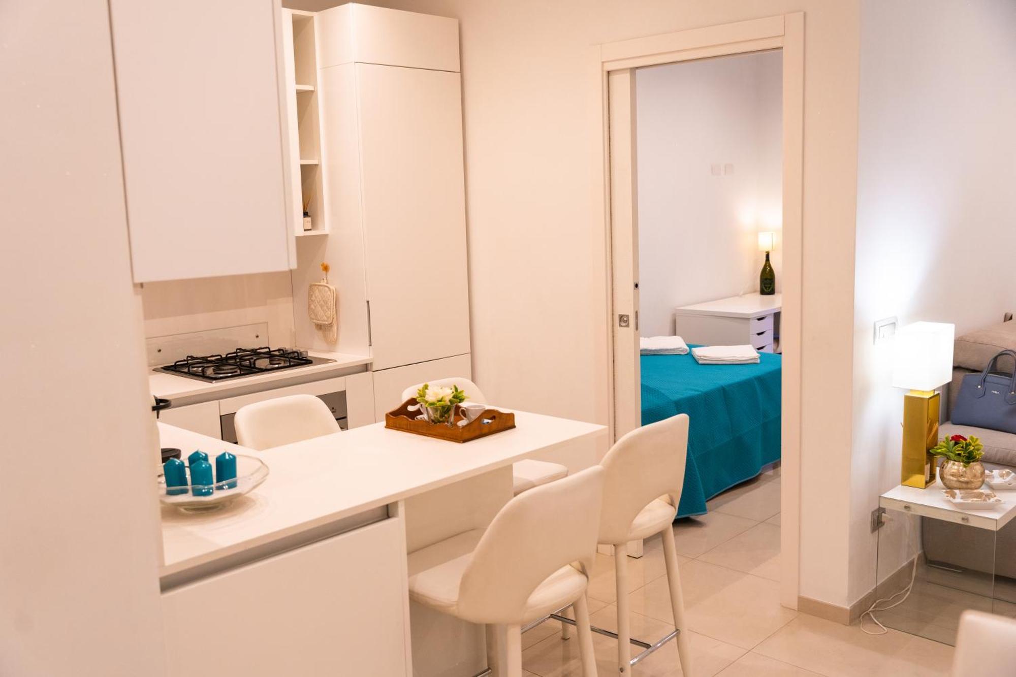 Moderno Alloggio A Roma Centro エクステリア 写真